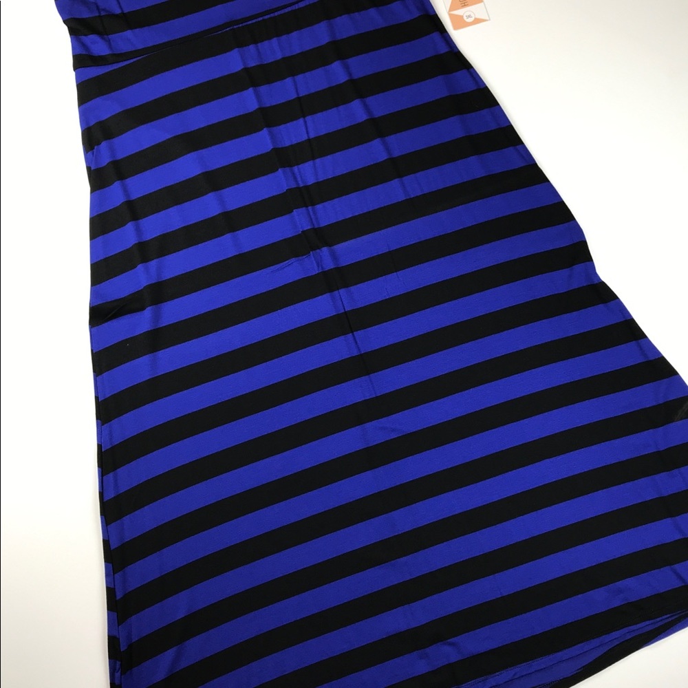 BNWT SZ 3X Maxi